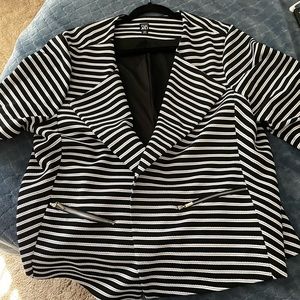 Woman 2x ROZ&ALI blazer jacket